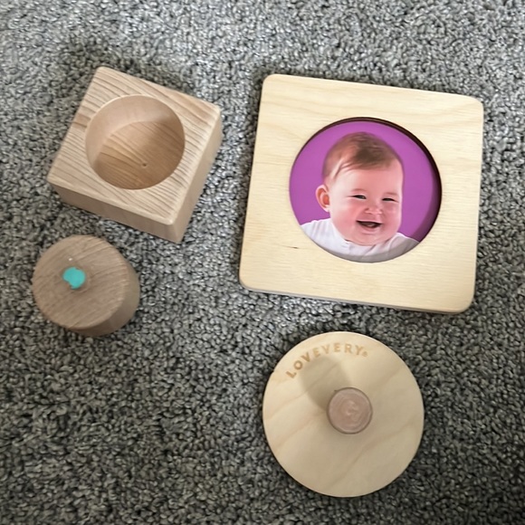 Bundle of two Lovevery toys for infants - Picture 2 of 2